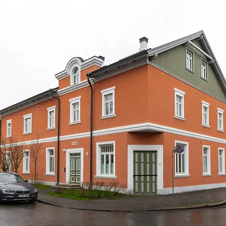 Modern 2bdrm Aprtm W Cinema & 2 Bathrooms Apartment Tallinn