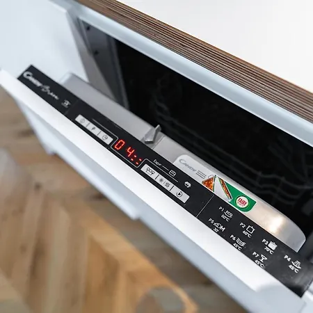 Modern 2bdrm Aprtm W Cinema & 2 Bathrooms * タリン