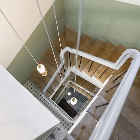 Modern 2bdrm Aprtm W Cinema & 2 Bathrooms Korter