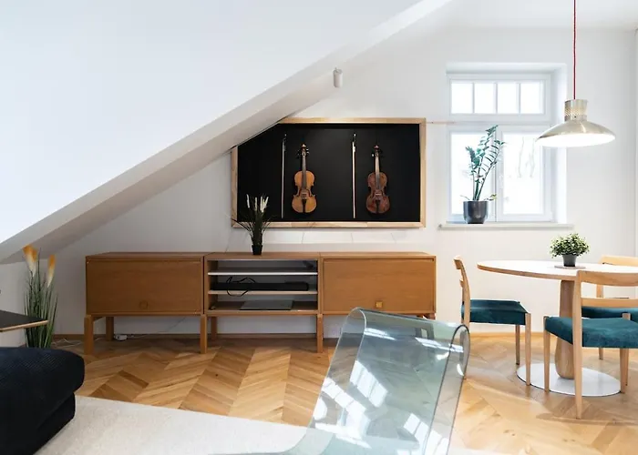 Modern 2bdrm Aprtm W Cinema & 2 Bathrooms アパート